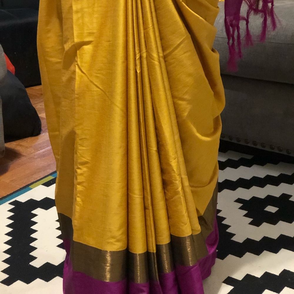 Half silk saree - Picture 5 of 8
